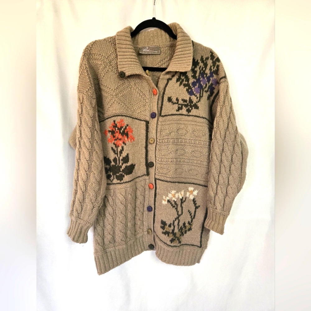 Peri made in New Zealand Tan Heavy Cable Chunky Button Front Wool Blend Sweater